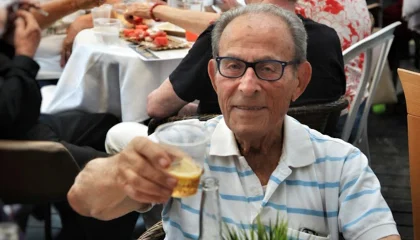 גולדן בר