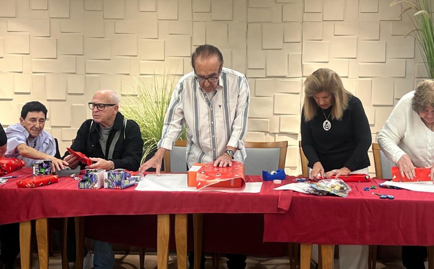 גדולים מהחיים